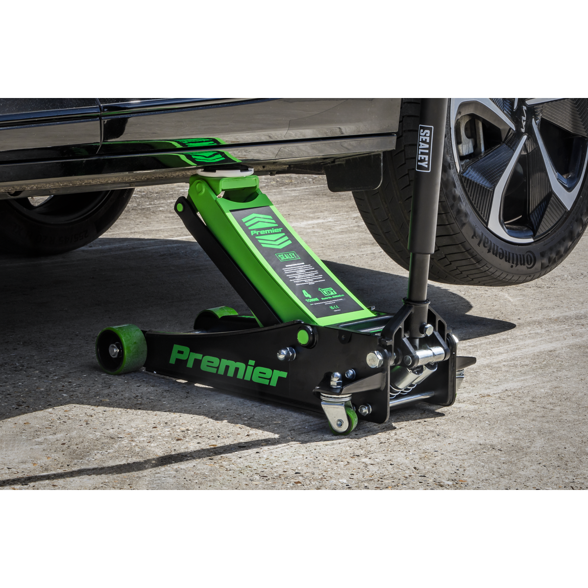 Premier Low Profile Trolley Jack with Rocket Lift 4 Tonne - Green 4040AG - BostonPlates Autocare Centre