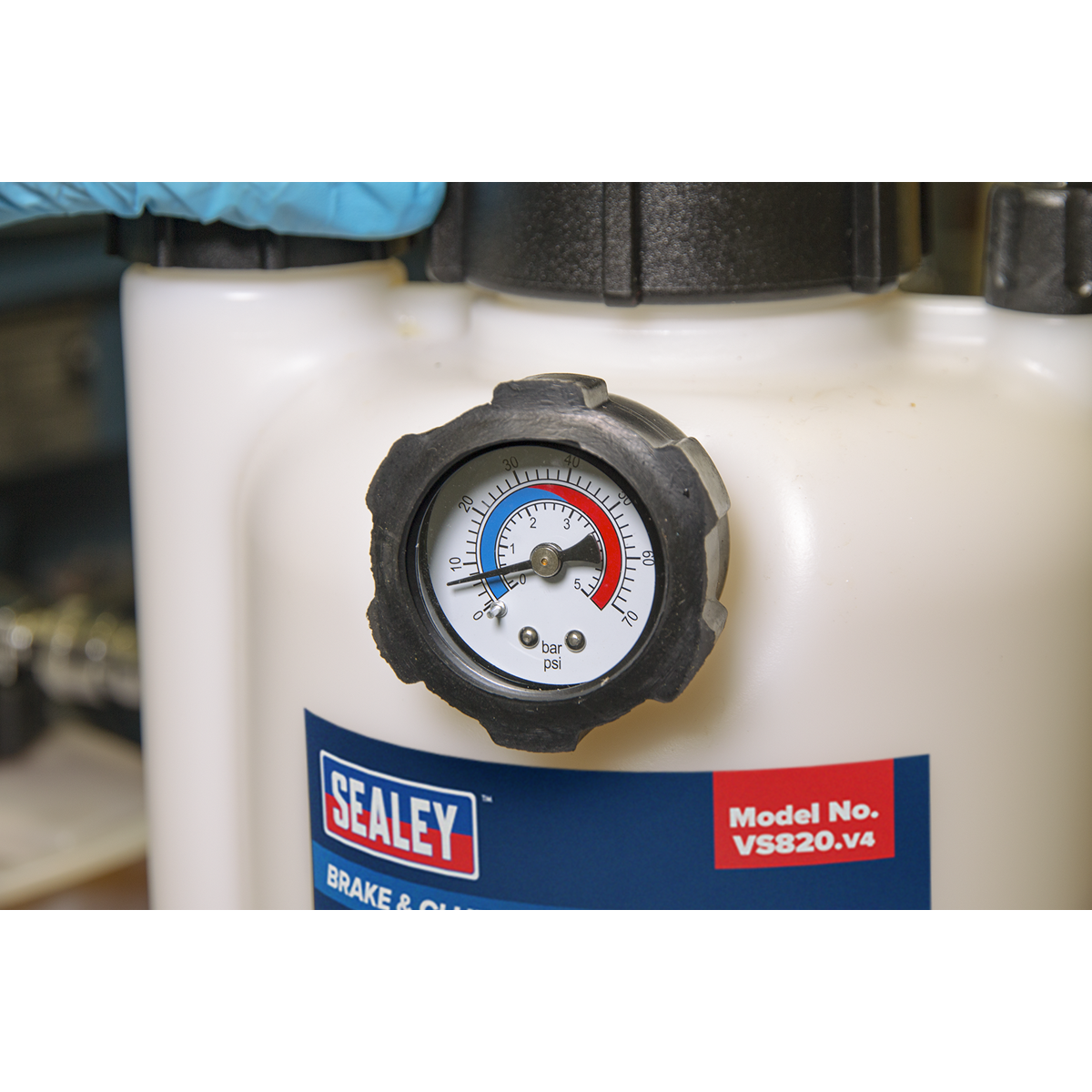 Sealey Brake & Clutch Bleeding System 2.5L VS820 - BostonPlates Autocare Centre