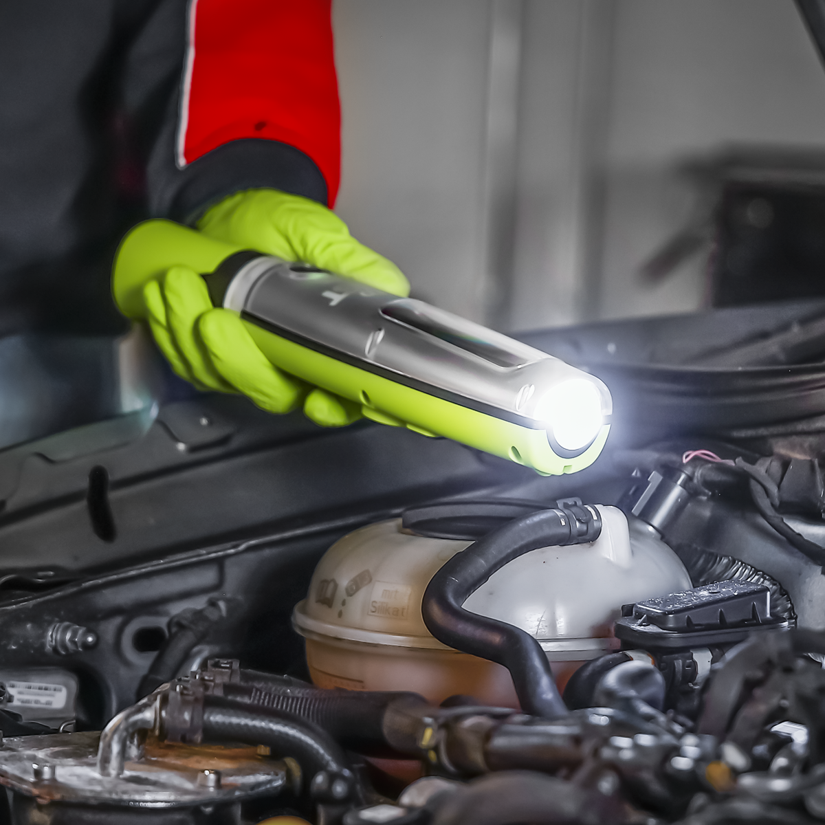 Sealey Rechargeable LED Twist® Inspection Light 20W COB + 3W SMD, 3000lm, LED3001G - BostonPlates Autocare Centre