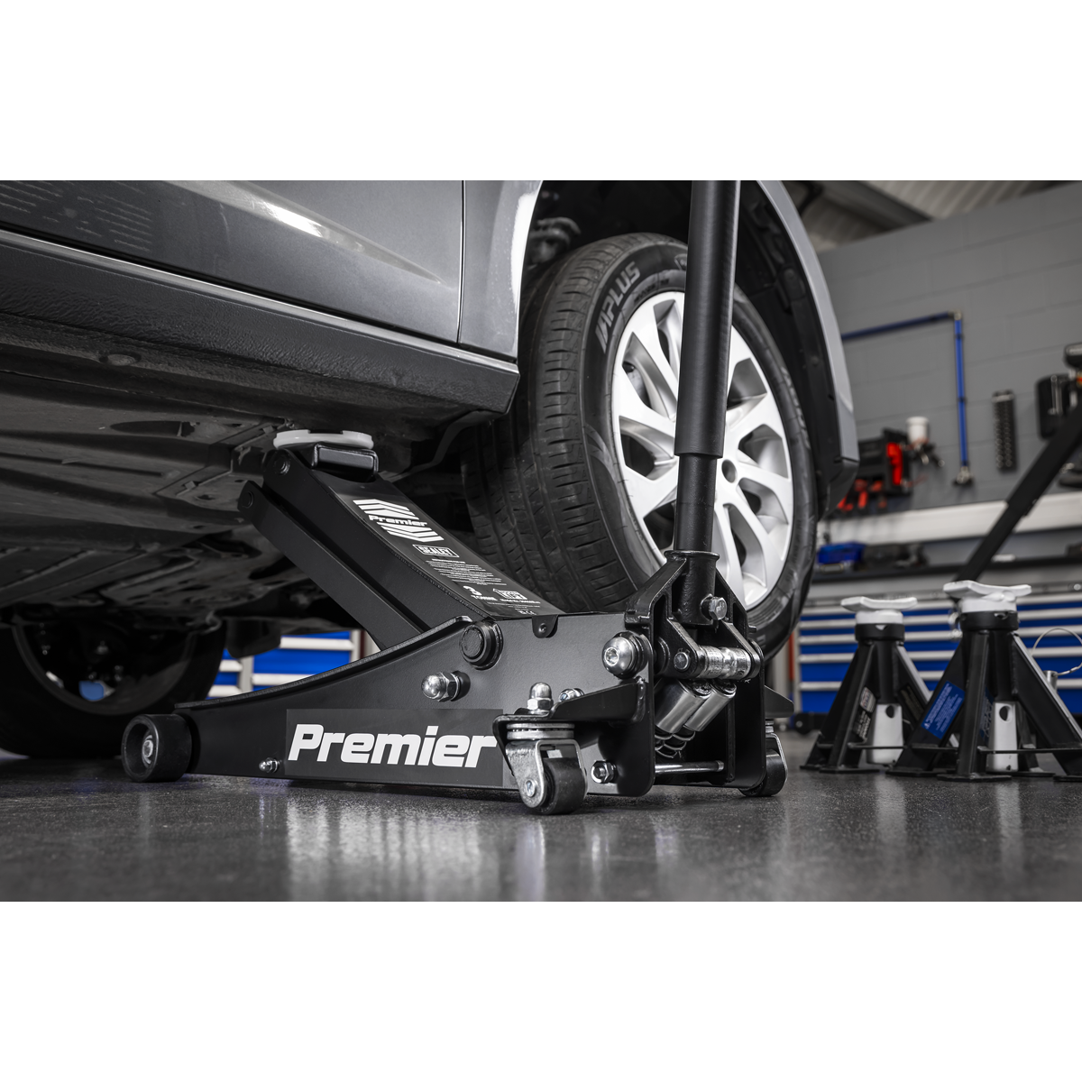 COMING SOON WIN  2x Premier Low Profile Trolley Jack with Rocket Lift 3 Tonne - Black 3040AB worth over £360