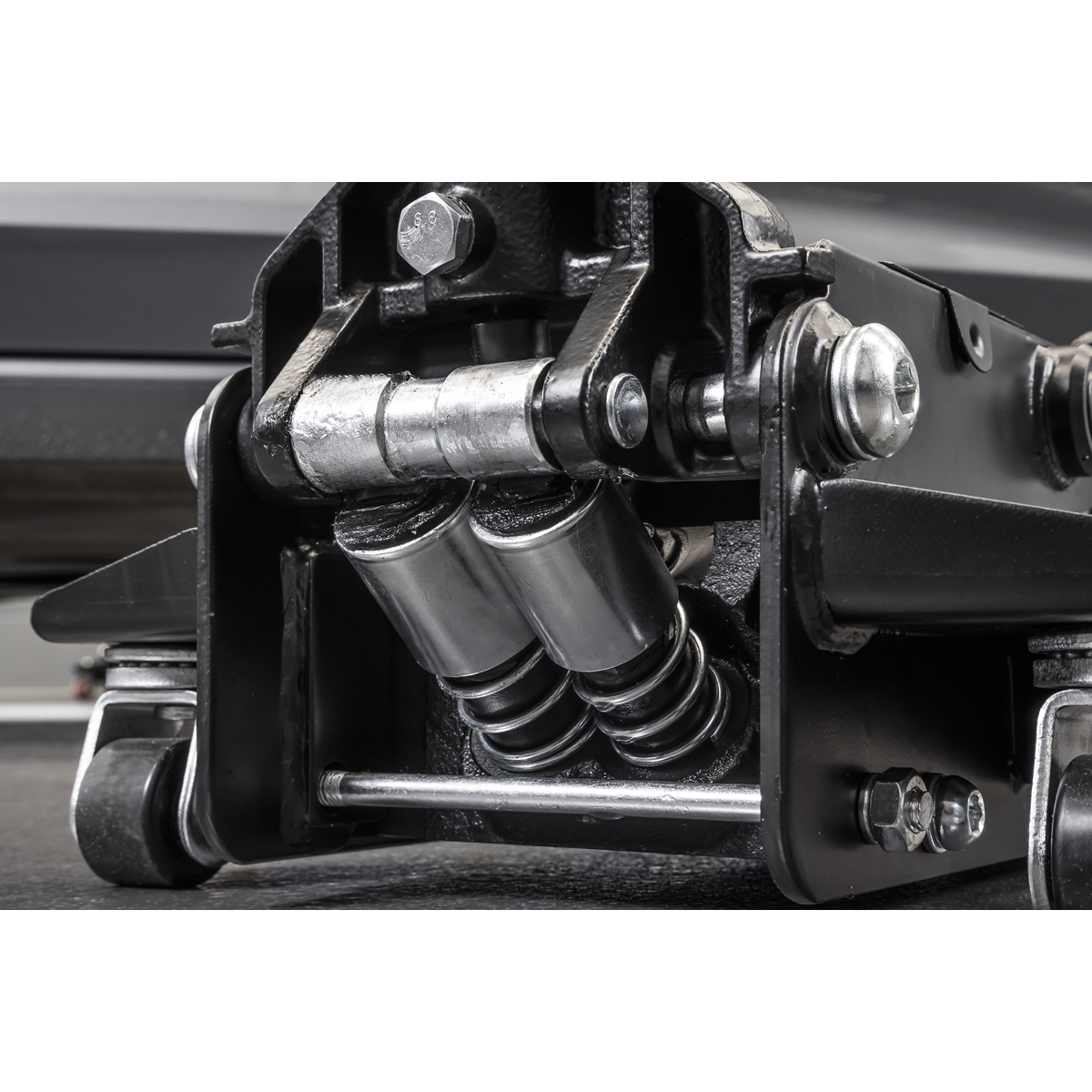 COMING SOON WIN  2x Premier Low Profile Trolley Jack with Rocket Lift 3 Tonne - Black 3040AB worth over £360