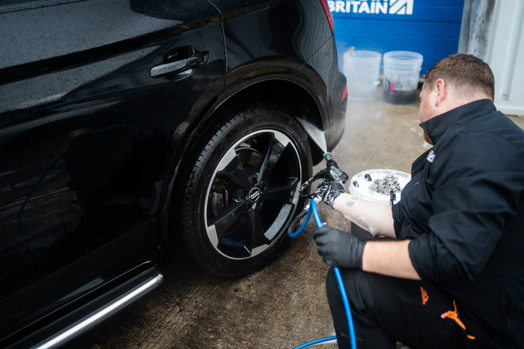Duel Cleanse Tyre Cleaner - BostonPlates Autocare Centre