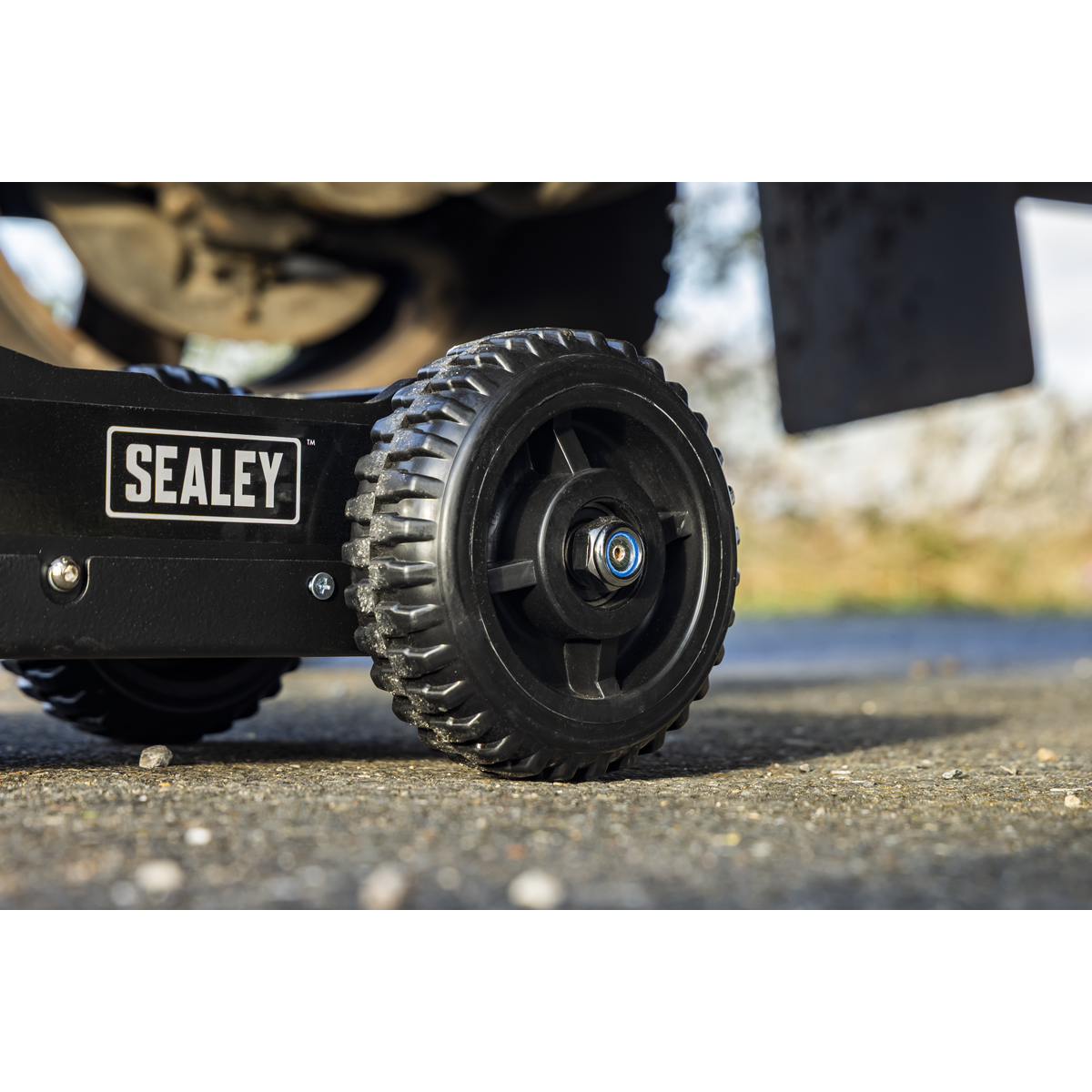 Sealey Big Wheel Hybrid Trolley Jack with Super Rocket Lift 2.5 Tonne 2500RG - BostonPlates Autocare Centre
