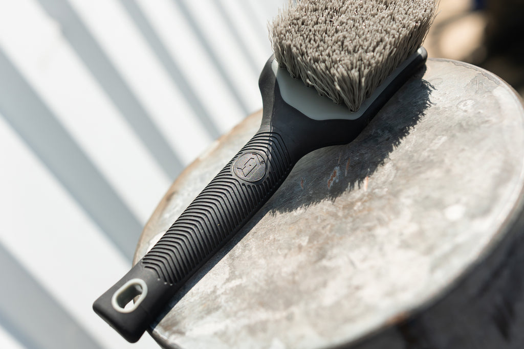 Duel Tyre Scrubbing Brush - BostonPlates Autocare Centre