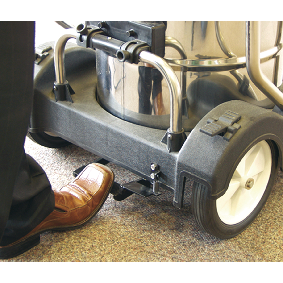 Industrial Vacuum Cleaner Wet & Dry Stainless Steel Swivel Empty 77L 2400W PC477 - BostonPlates Autocare Centre
