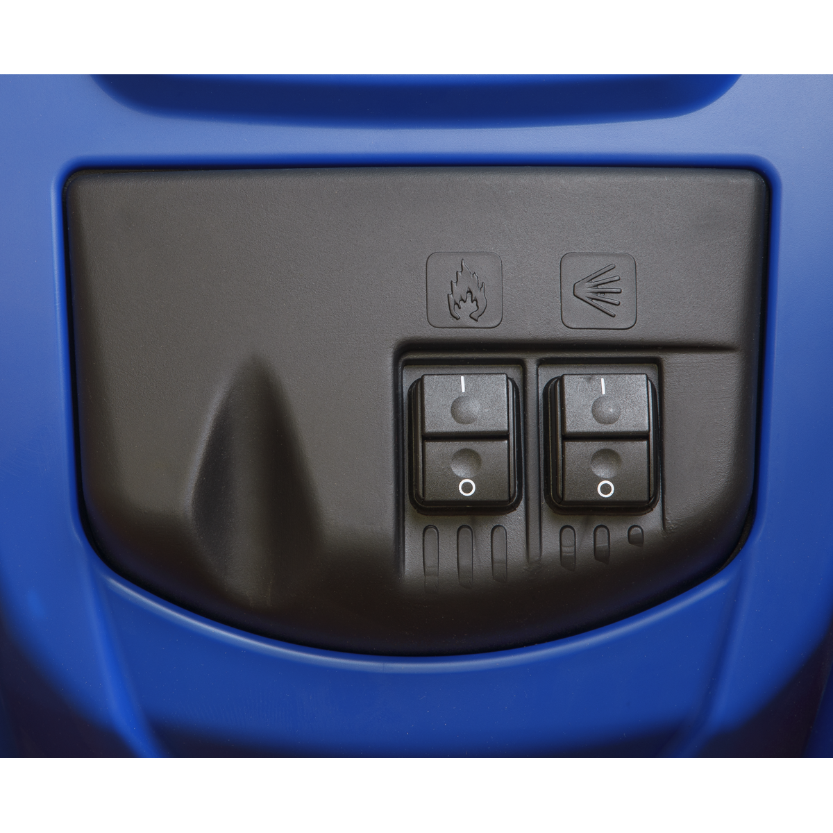 Hot/Cold Water Pressure Washer 135bar 2300W/230V PW2000HW - BostonPlates Autocare Centre