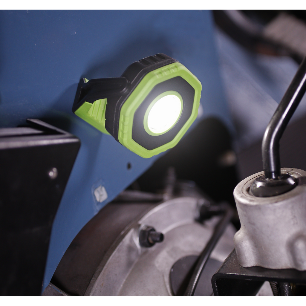 Rechargeable 360° Pocket Floodlight with Magnet 7W COB LED - Green LED700P - BostonPlates Autocare Centre
