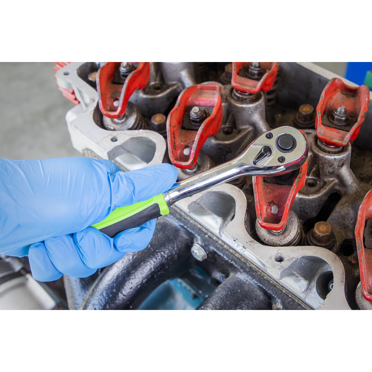 Siegen Ratchet Wrench Set with Flip Reverse 3/8"Sq Drive 5pc S01230 - BostonPlates Autocare Centre