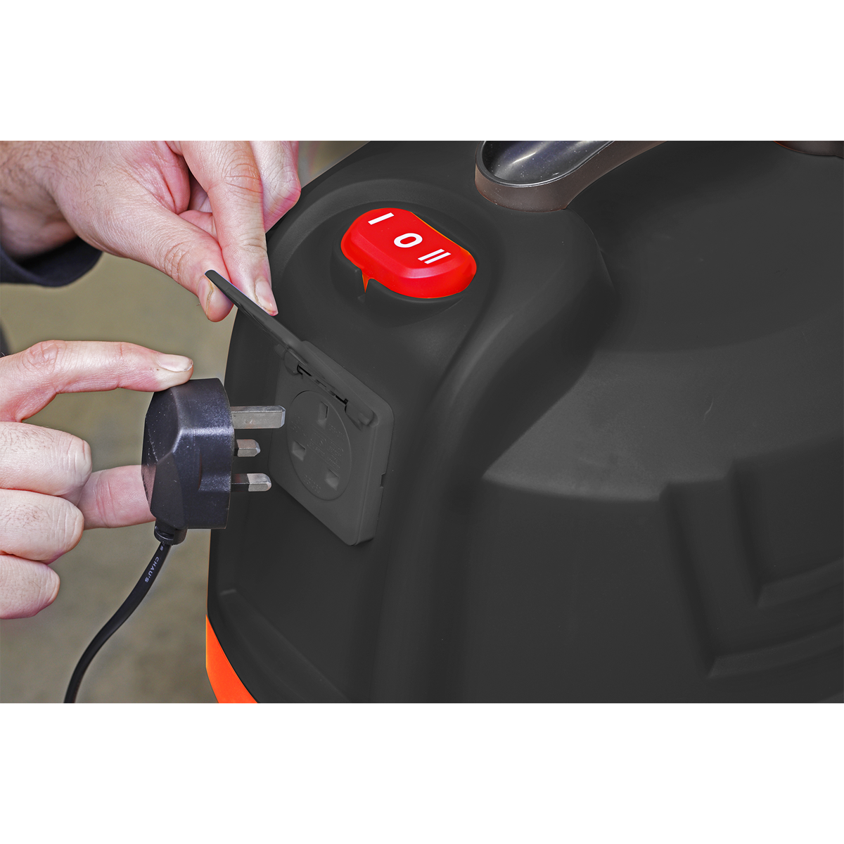 30L Industrial Cyclone Vacuum Cleaner Wet & Dry 1200W/230V PC300BL - BostonPlates Autocare Centre