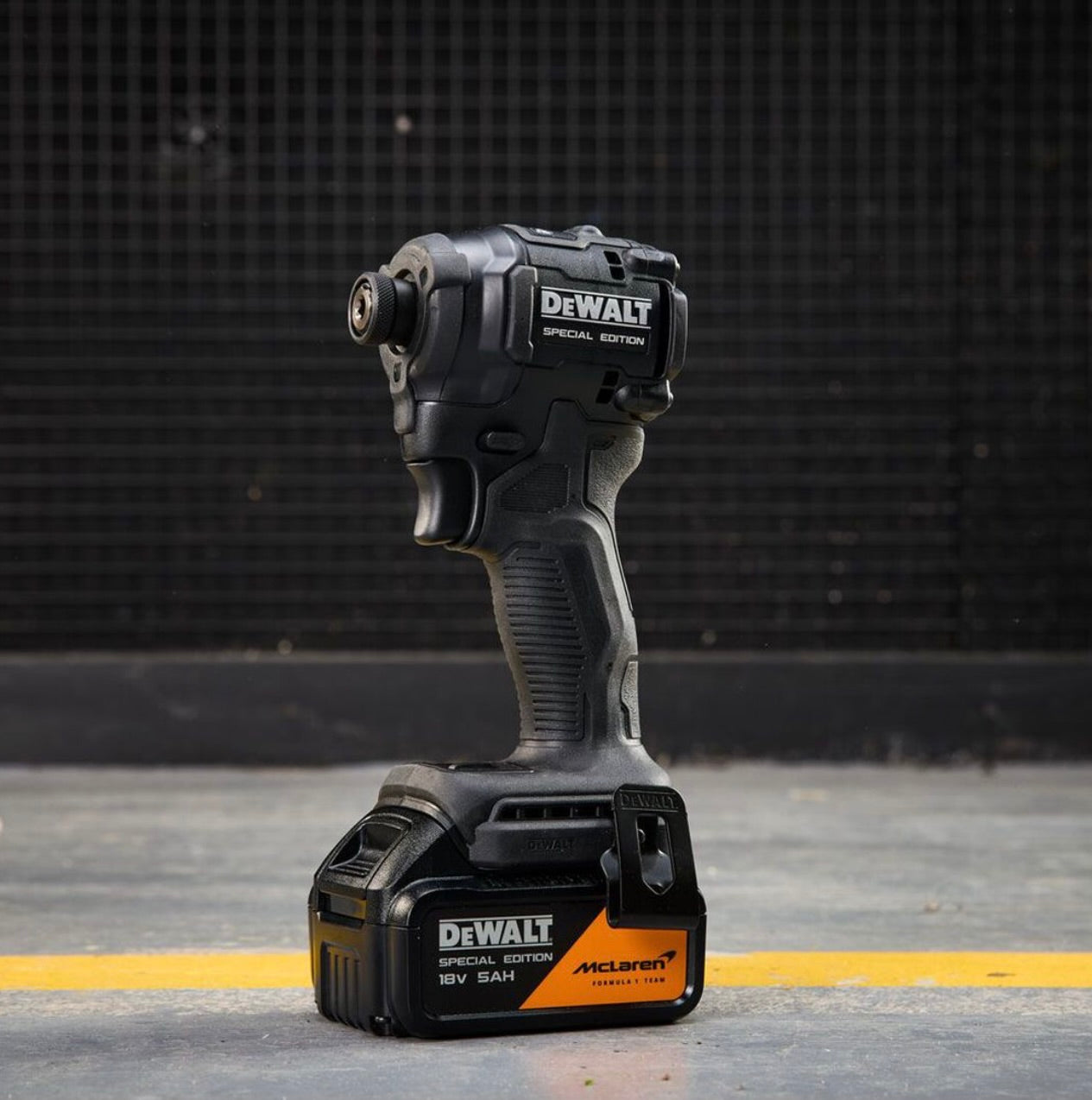 DEWALT x McLaren F1 Team 18V XR® Brushless Impact Driver - 2 x 5AH DEWDCF86MP2T