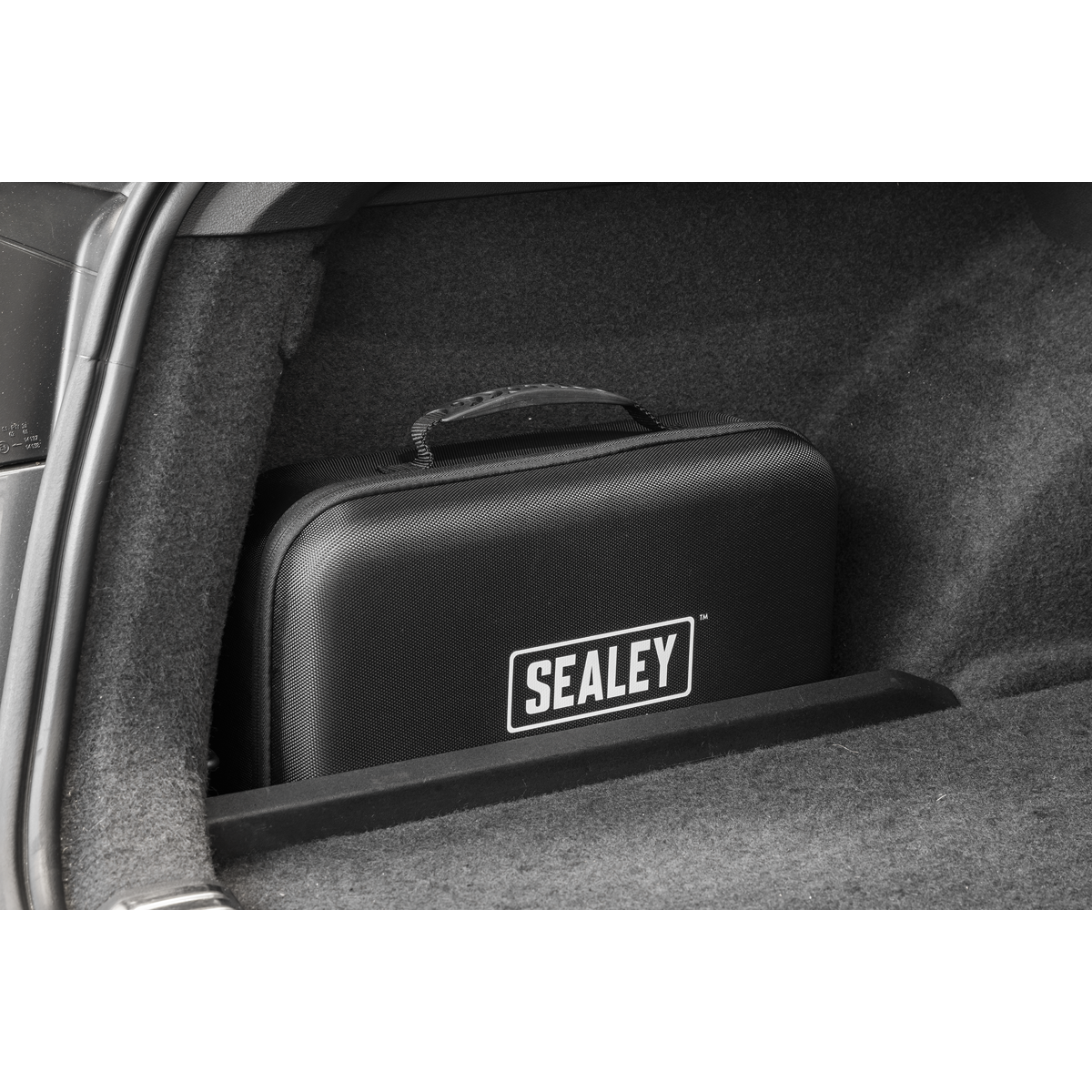 Sealey RoadStart® 12V Jump Starter Power Pack 4000A RS4000