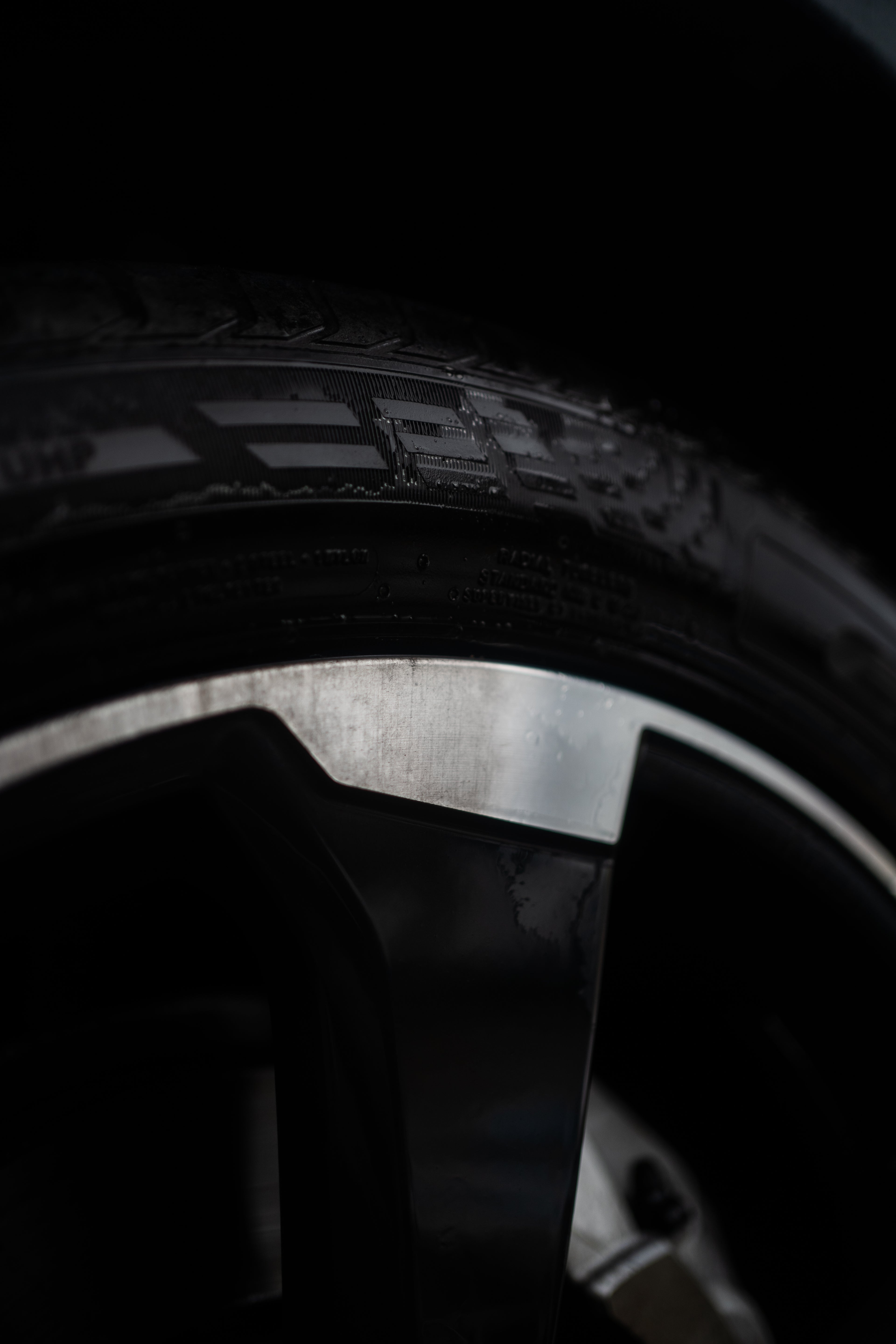 Duel Cleanse Tyre Cleaner - BostonPlates Autocare Centre