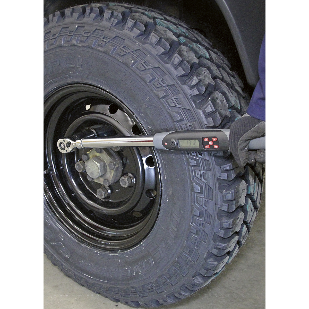 Sealey Premier Digital Torque Wrench with Angle Function 1/2"Sq Drive 20-200Nm STW306 - BostonPlates Autocare Centre