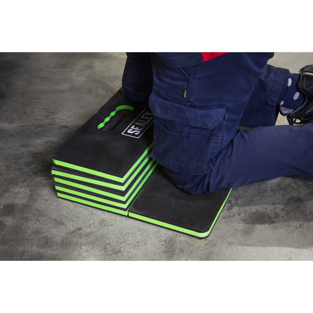 Sealey Folding Mechanic's Work Mat 23mm VS8582 - BostonPlates Autocare Centre