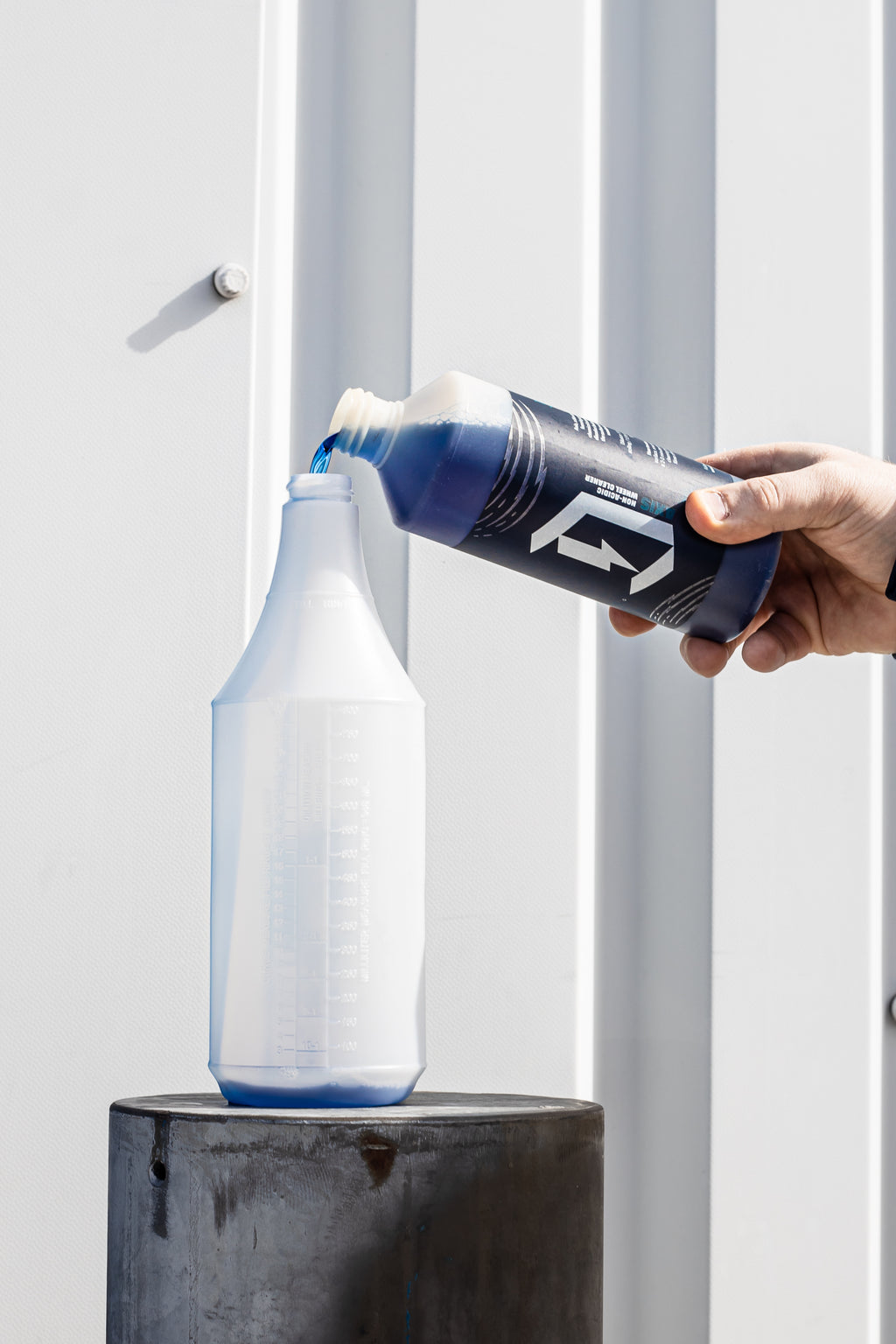 Duel Professional Dilution Spray Bottle and Chemical Resistant Trigger 947ML - BostonPlates Autocare Centre