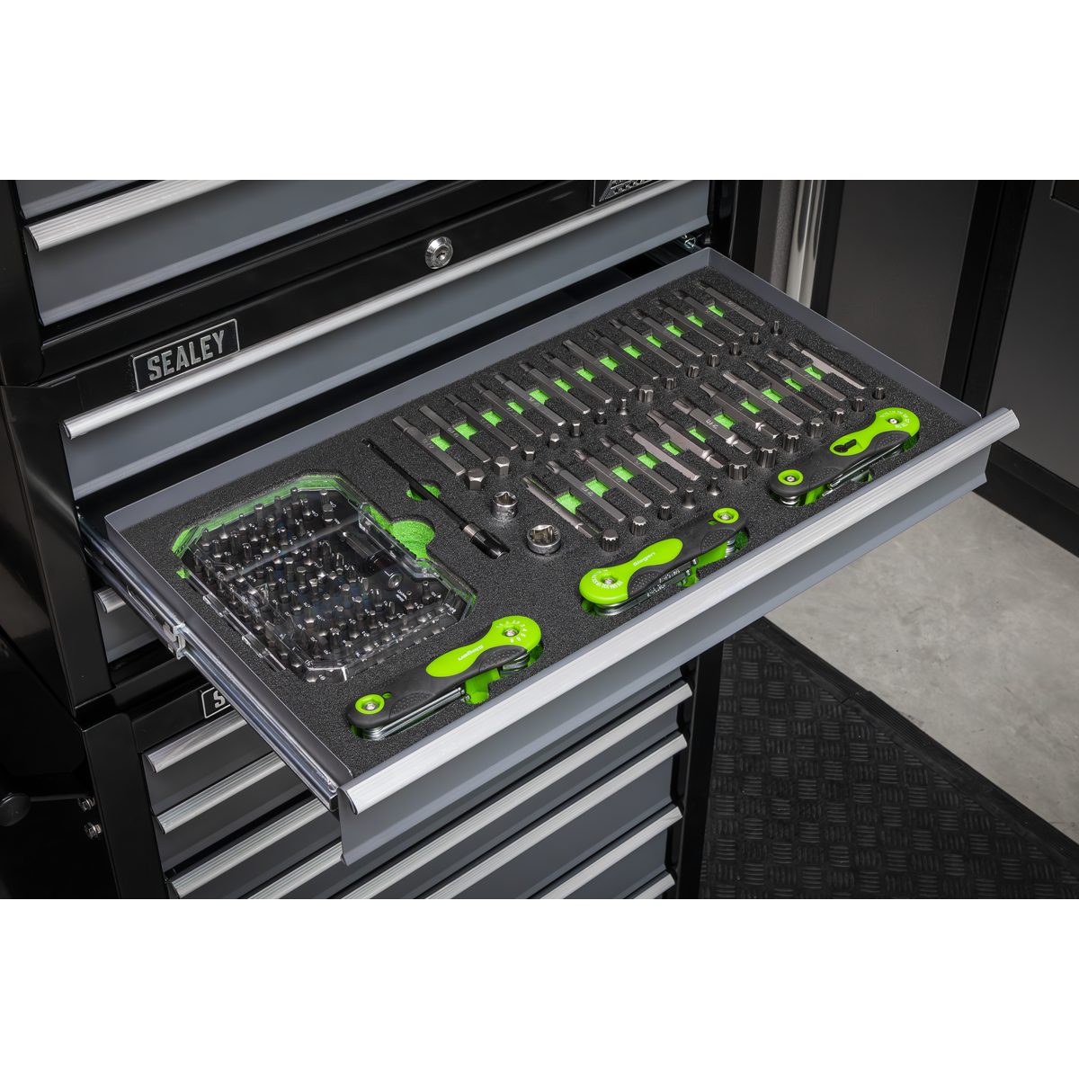 Siegen Specialised Bit Set & Folding Hex Keys with Tool Tray 170pc S01275 - BostonPlates Autocare Centre