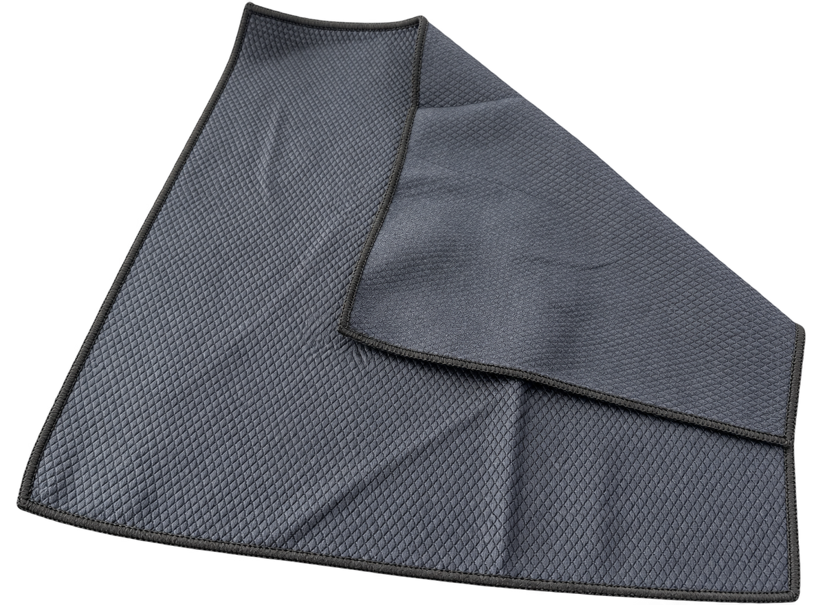 Eight Motorcare Black Fishscale Glass Cloth