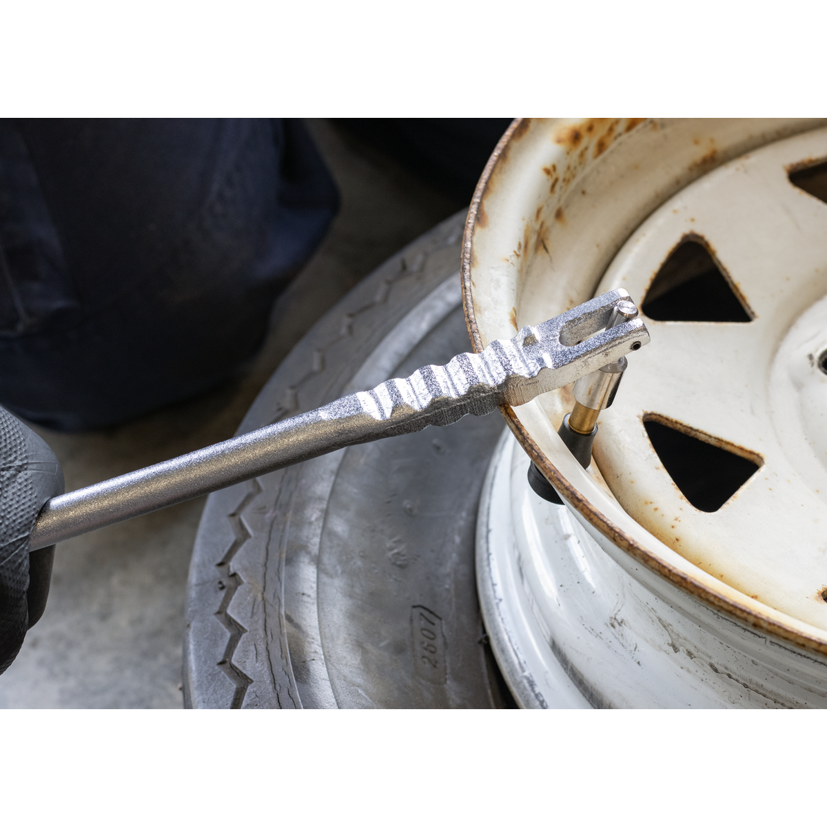 Sealey Tyre Valve Installer TST/TVI - BostonPlates Autocare Centre