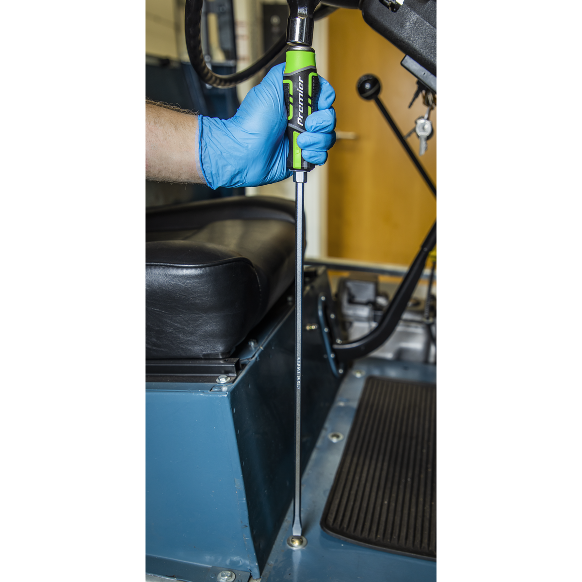 Premier Extra-Long Hammer-Thru Screwdriver Set 450mm 3pc - Hi-Vis Green AK4942HV - BostonPlates Autocare Centre