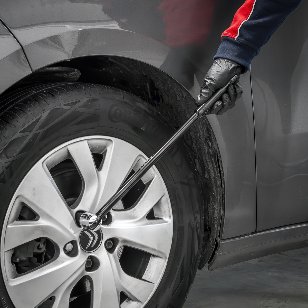 Sealey Premier Black Breaker Bar 450mm 1/2"Sq Drive AK7321 - BostonPlates Autocare Centre