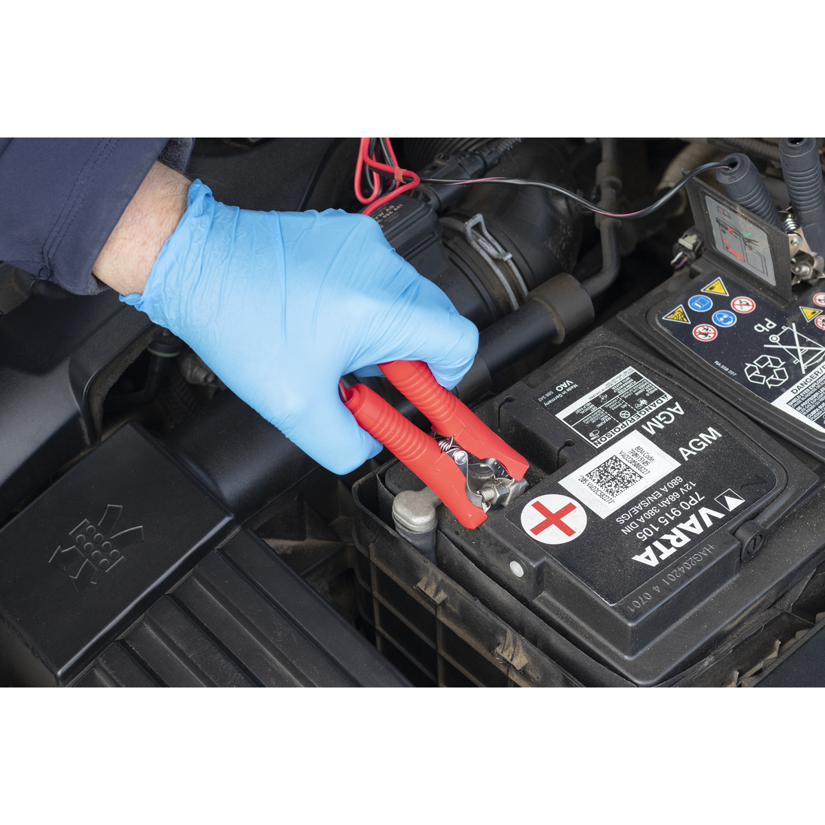 Sealey 6/12V Fully Automatic Battery Maintainer/Charger 1A SBC1 - BostonPlates Autocare Centre