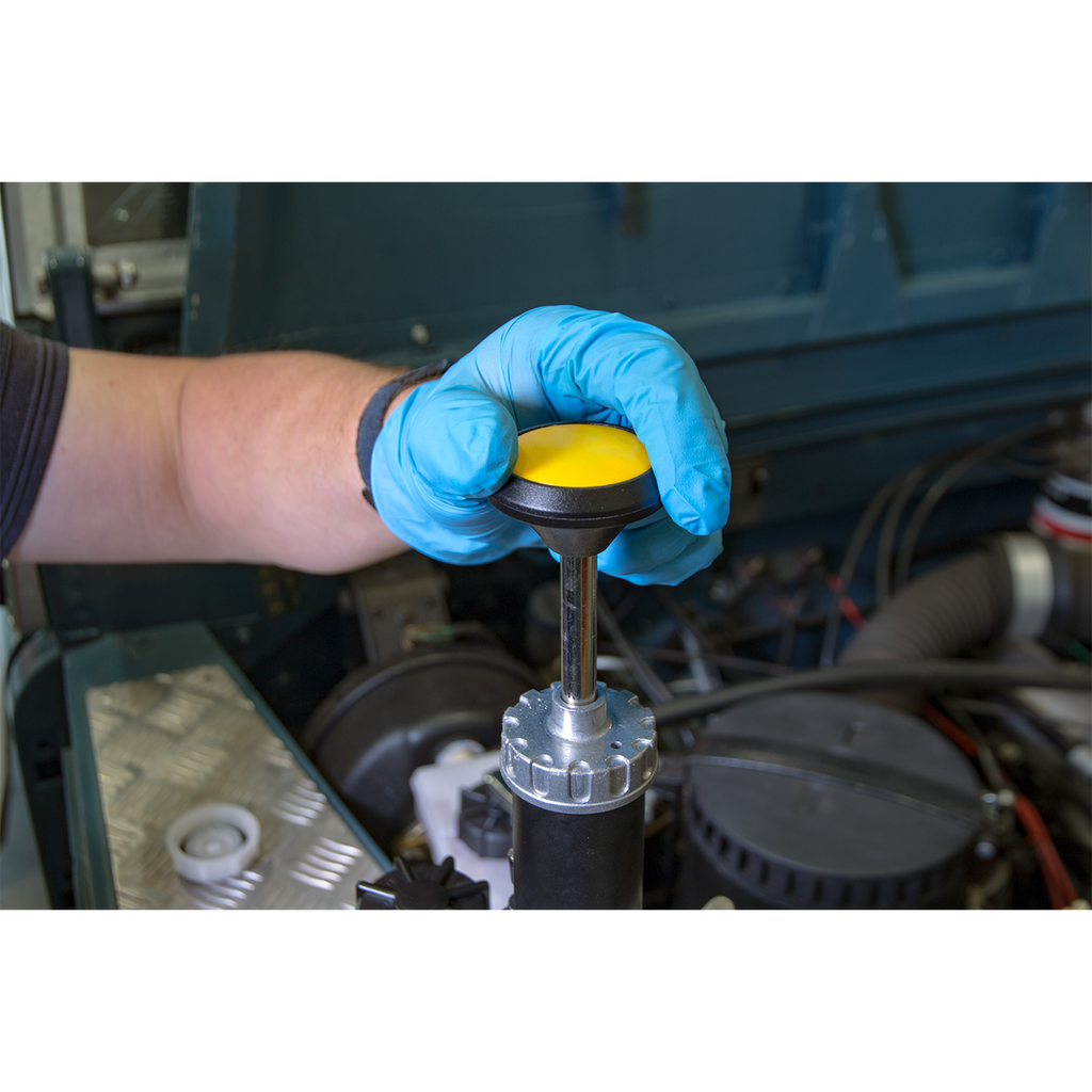 Sealey Brake & Clutch Bleeding System 2.5L VS820 - BostonPlates Autocare Centre